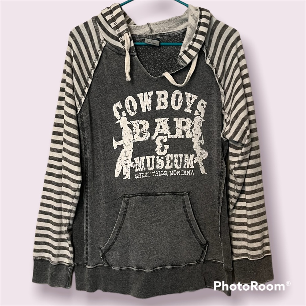 “Cowboys Bar & Museum” Sweatshirt. Size Large.